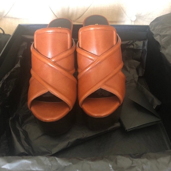 YSL SAINT LAURENT Tucson mules Size 5.5 Leather NIB $1289 - Picture 5 of 10